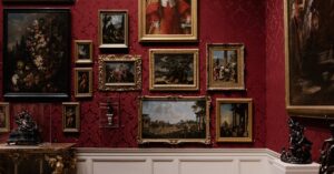 découvrez une expérience artistique unique dans notre galerie d'art, où la créativité prend vie à travers des expositions captivantes et des œuvres d'art inspirantes. plongez dans l'univers de l'art contemporain et classique, et laissez-vous séduire par le talent de nos artistes.