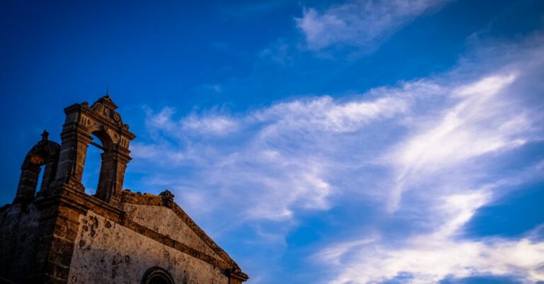 découvrez l'univers captivant de francis giacobetti, un artiste talentueux reconnu pour ses créations audacieuses et son innovation dans le domaine de l'art contemporain. plongez dans son parcours unique et explorez ses œuvres inspirantes.