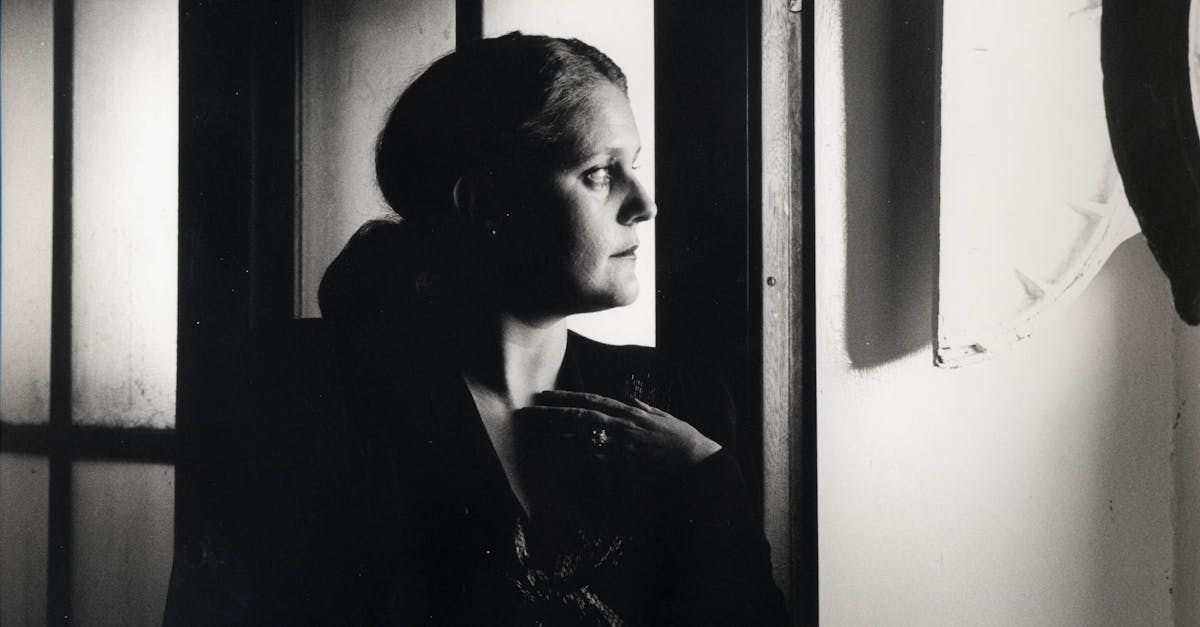 Discover the advantages of medium format photography: exceptional image quality, precise details, and stunning color rendering. Dive into the world of this format prized by professionals for impressive visual creations.