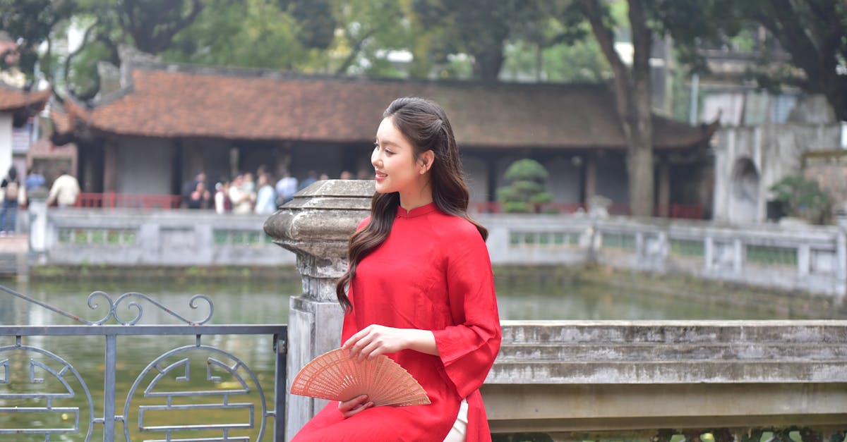 Descubra a Nikon Coolpix P950, uma câmera compacta com um poderoso zoom de 83x, ideal para capturar objetos distantes com qualidade de imagem excepcional. Aproveite seus recursos avançados, como vídeo 4K e conectividade Wi-Fi, para imortalizar seus momentos preciosos com facilidade.