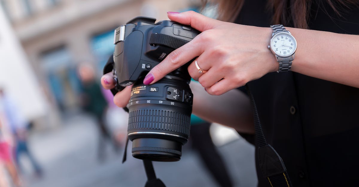 découvrez l'univers captivant de la photographie, un art qui capture des instants précieux et raconte des histoires à travers des images. explorez des techniques, des conseils et de l'inspiration pour améliorer vos compétences et exprimer votre créativité.