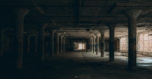 découvrez l'urbex, l'exploration urbaine de lieux abandonnés et mystérieux. plongez dans un univers captivant entre histoire, aventure et photographie, tout en respectant la légalité et la sécurité.